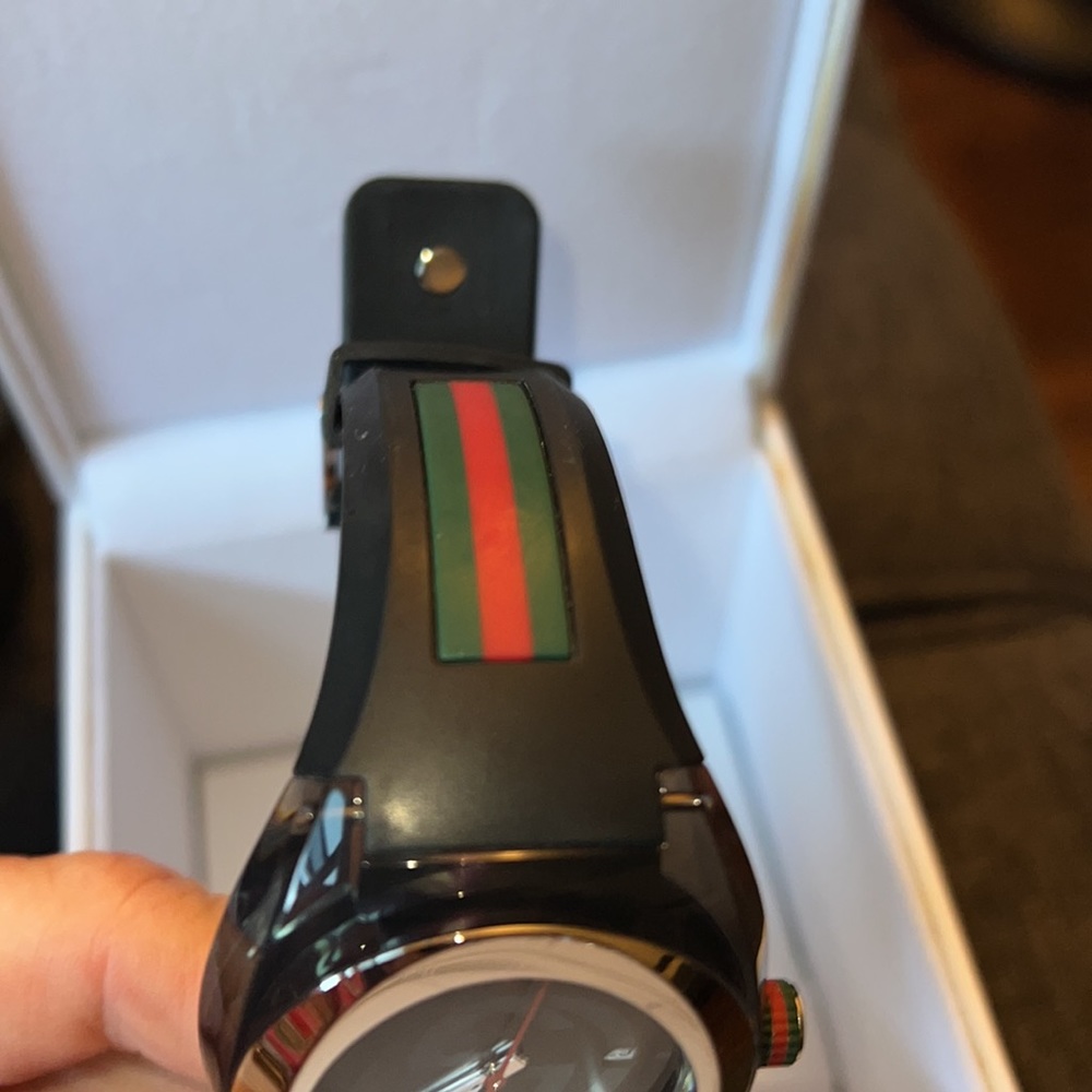 GUCCI SYNC WATCH - Picture 4 of 4
